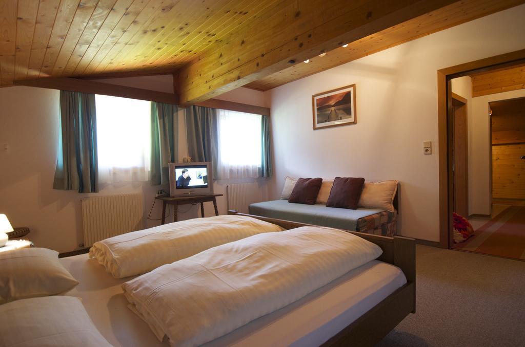 Ferienwohnung Dreiländerhaus Westendorf Zimmer foto