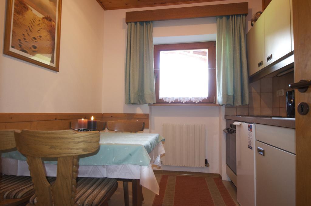 Ferienwohnung Dreiländerhaus Westendorf Zimmer foto